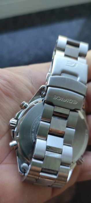 Zegarek Casio EF 527.