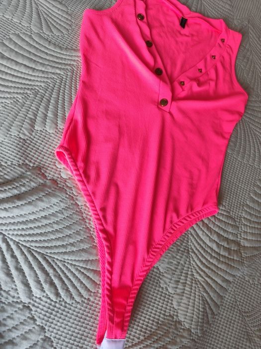 Body prążkowane z napami Ginger Neon Pink