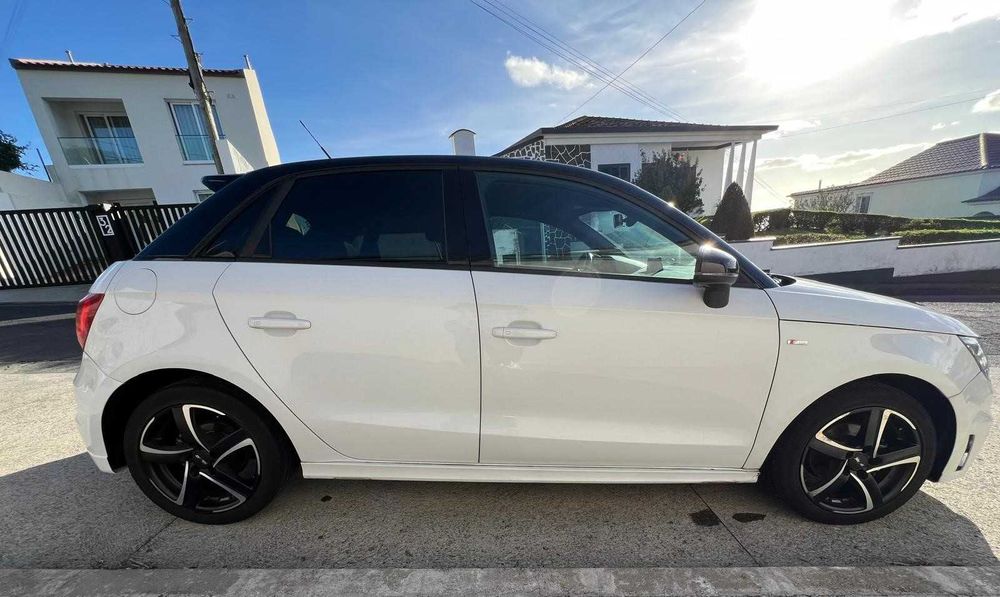 AUDI A1 S Line 1.6 (90cv) - Excelente estado