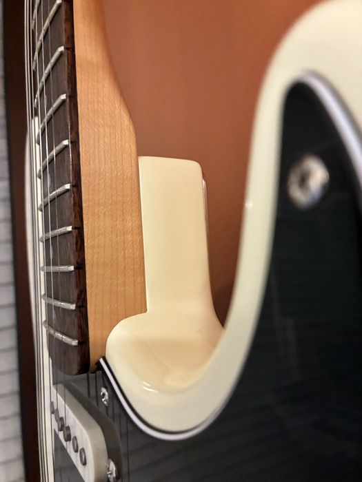 Guitarra Squier CV 70s Strat HT HSS