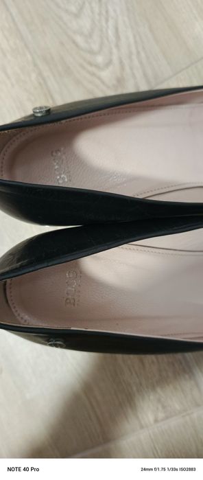 Czółenka damskie Hugo Boss 36