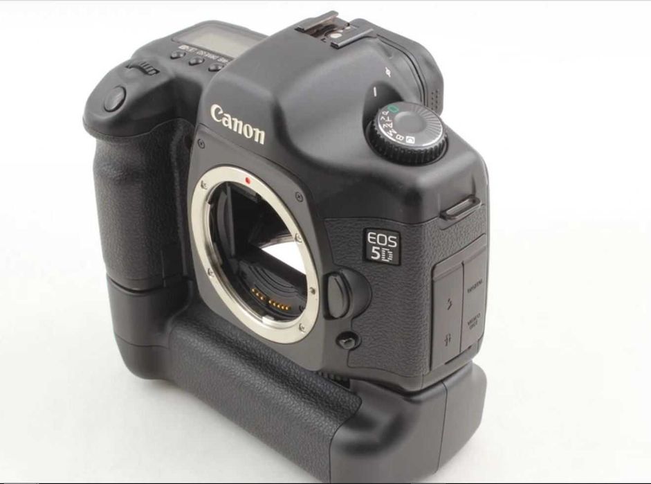 Canon 5D Mark I Classic  c/ Grip e Canon EF 35-80mm USM - Tudo C/ Novo