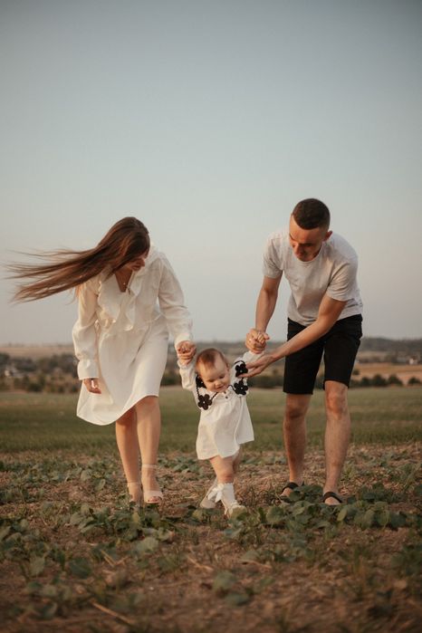 Жіночі сукні святкові S, M