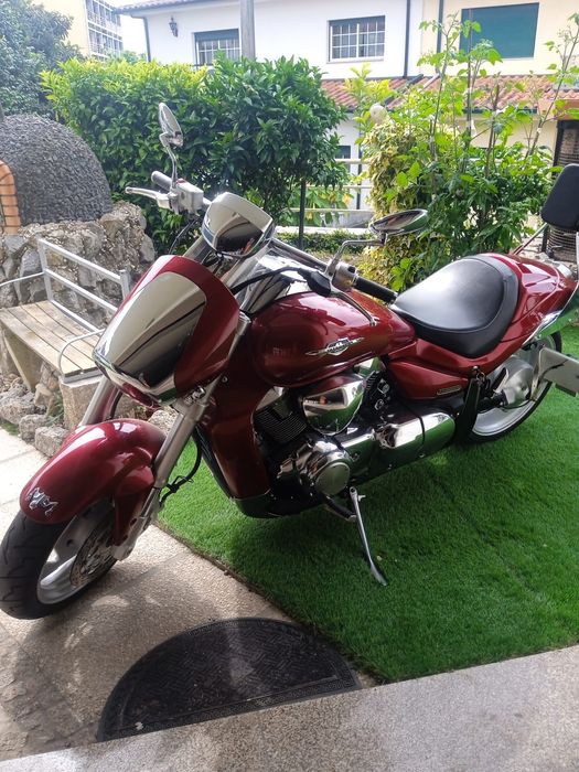 Mota Susuki Intruder 1800