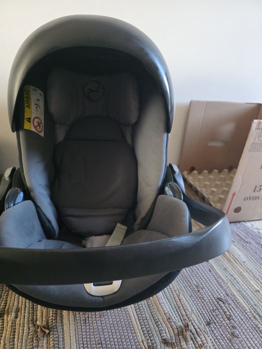 Conjunto Cadeira/ ovo com isofix para bebé