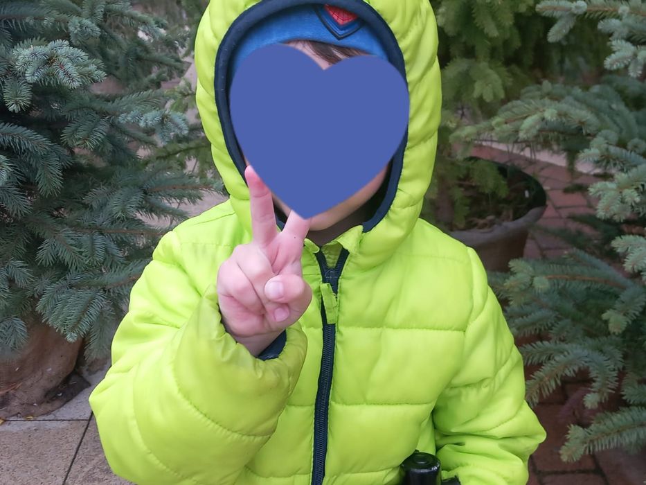 Весенняя курточка на мальчика на 100см