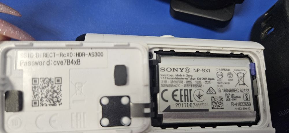 Екшн-камера Sony HDR-AS3000 — повний комплект