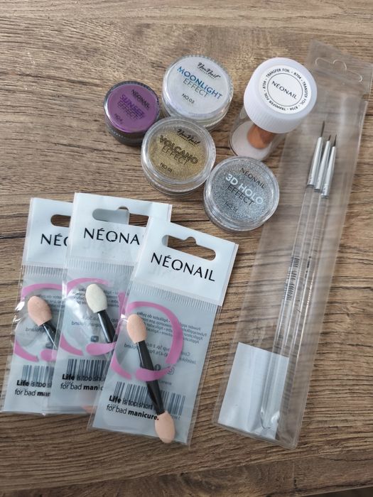 Zestaw do zdobień NeoNail Pyłki Folia Pędzelki