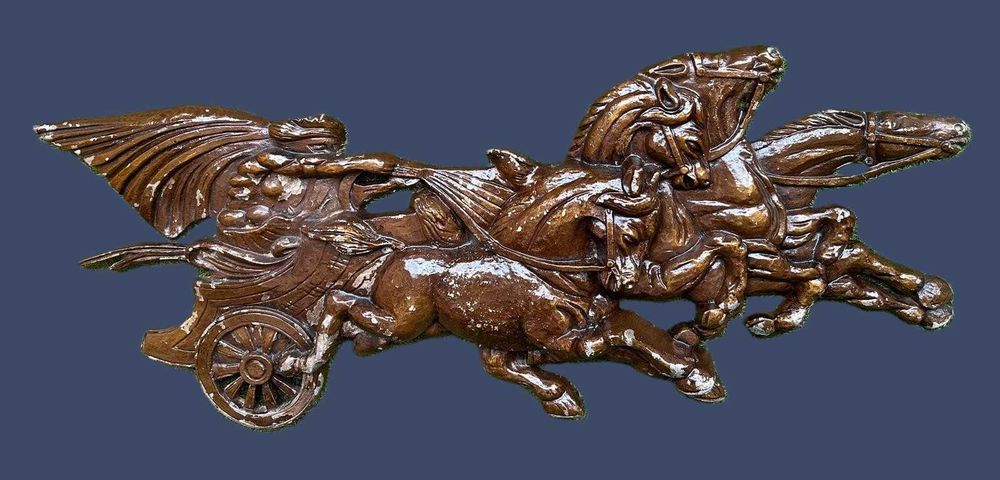 Painel de parede antigo, Quadriga Cavalos em aluminio