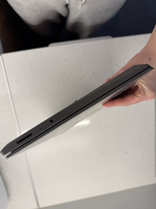Lenovo IdeaPad 3