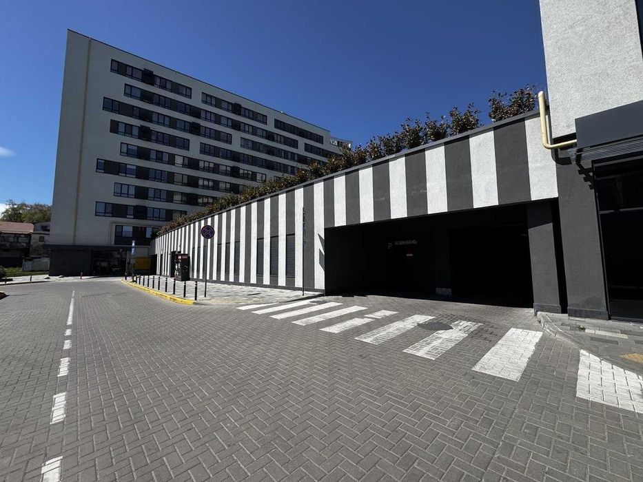 Продаж паркомісця у ЖК Грінвіль Парк на Замарстинівській