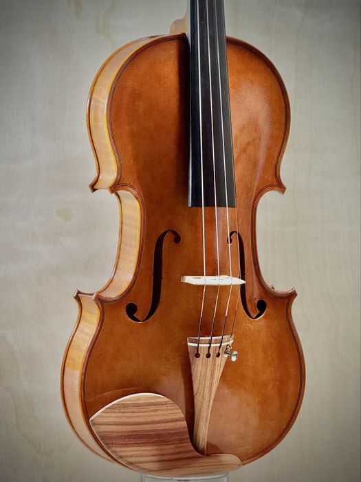 Skrzypce lutnicze 4/4 model A. Stradivari