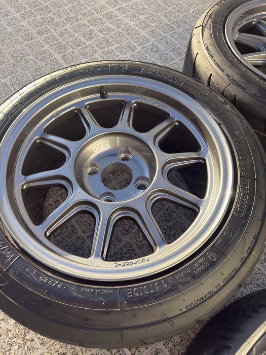 Jantes BRAID com pneus TOYO R888R