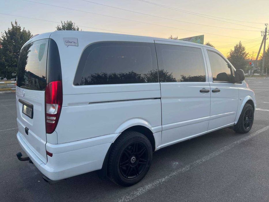 Продам Mercedes-Benz Vito