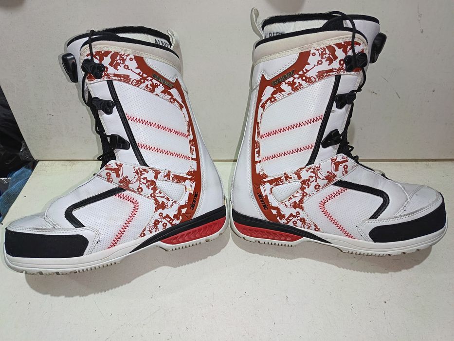 Buty snowboardowe ATOMIC rozmiar 39/40.