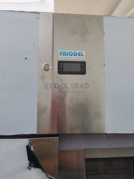 Armário Vertical de Refrigeração Profissional – Como novo