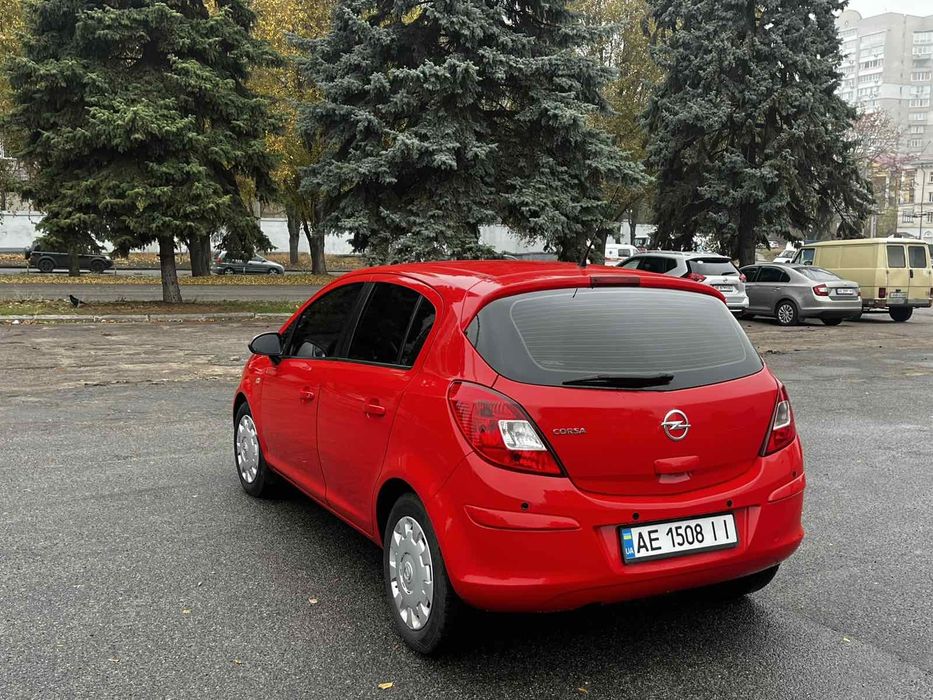 Продам Opel corsa 2012 автомат
