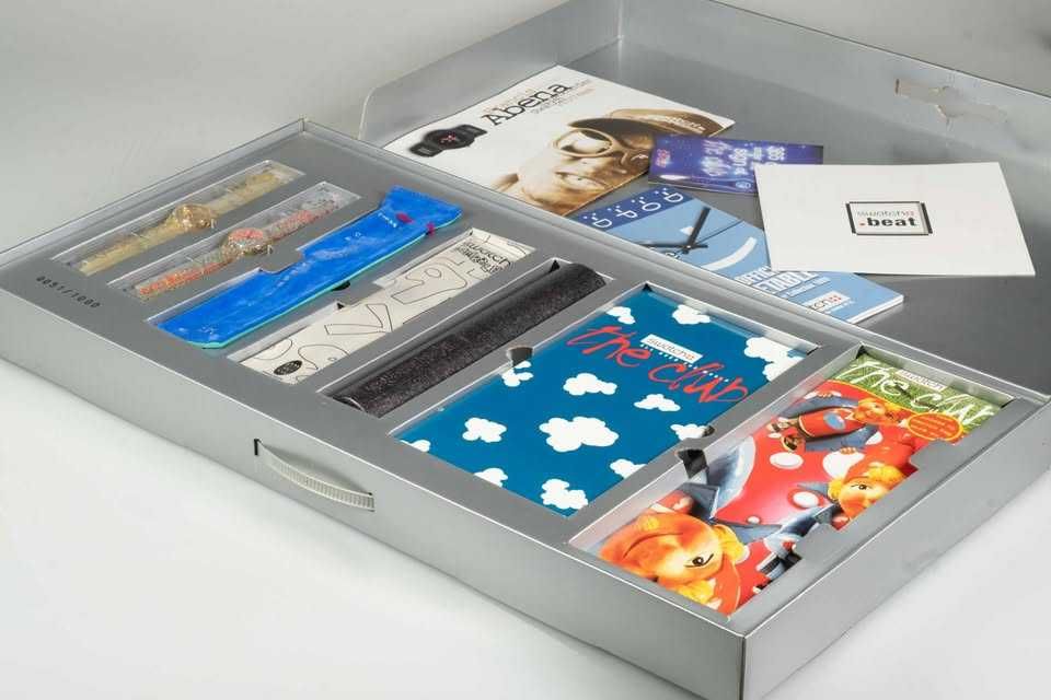 Relógios The ultimate swatch collector's box