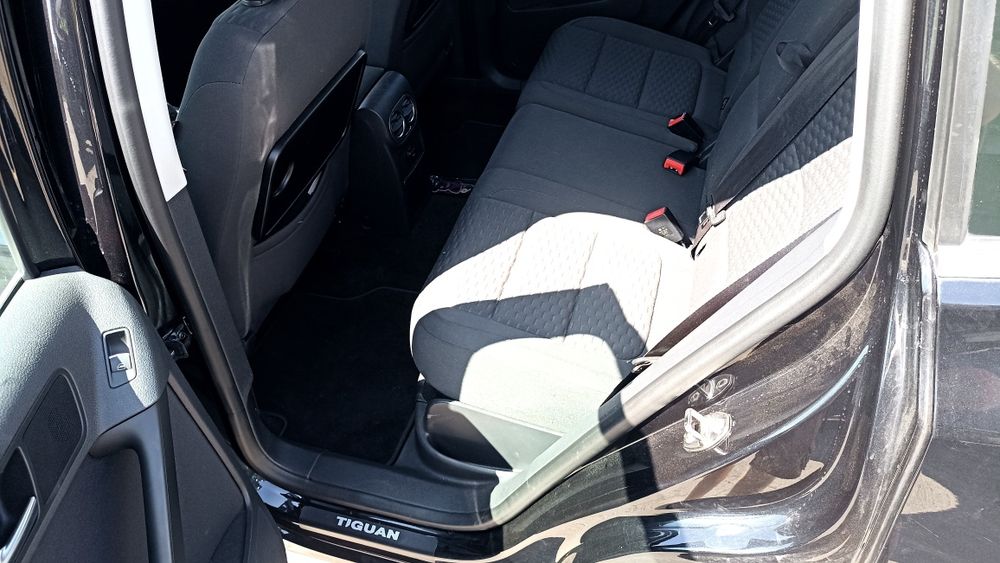 Volkswagen Tiguan 2010 VIN WVGZZZ5NZBW039264 фото оголошення 17 з 19