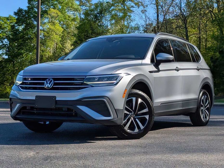 Volkswagen Tiguan SE R-Line Black      2024