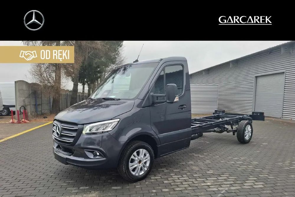 Mercedes-Benz Sprinter 319 CDI  Mercedes-Benz 319CDI Podwozie