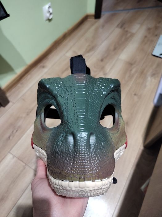 Dino maski z action