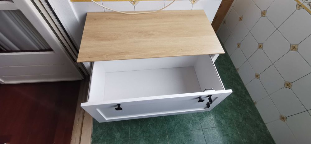 Armário novo acabado de montar