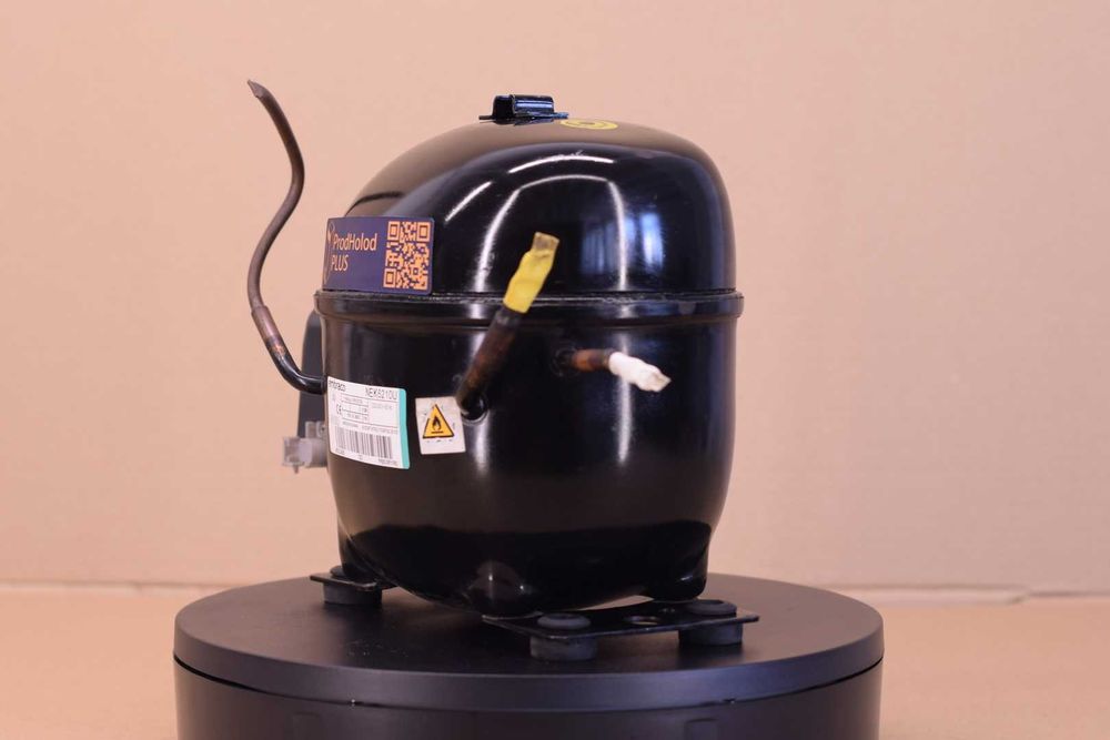 Компресор холодильний Б/В Embraco Aspera NEK6210U (Ембрако Аспера)