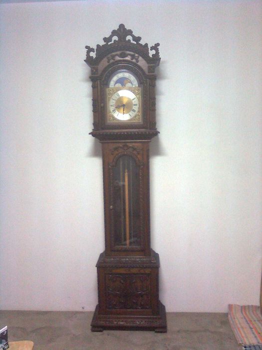 Relógio de sala/ relógio torre