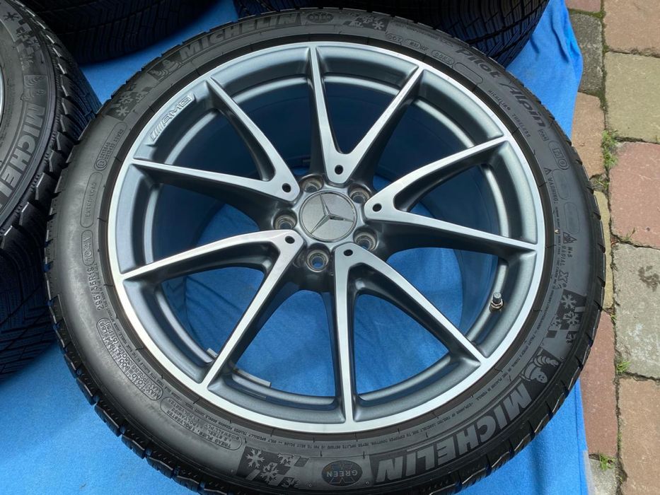 Продам оригинальные диски AMG R19