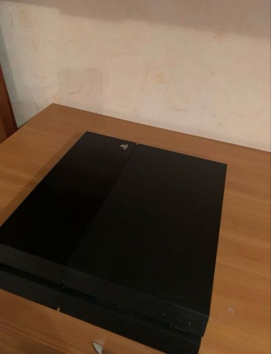 Playstation 4 в хорошому стані 1 ТБ