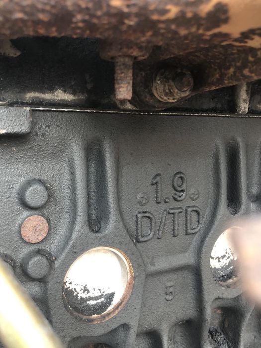Двс двигун 1.9 TD на VW  Т-4.ABL