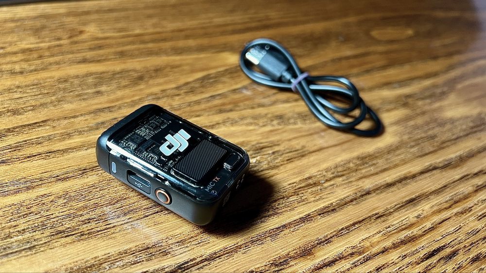 DJI Mic 2 transmitter, тільки передавач/мікрофон та кабель