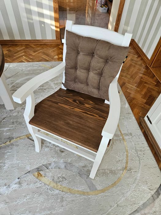 komplet do jadalni w stanie idealnym