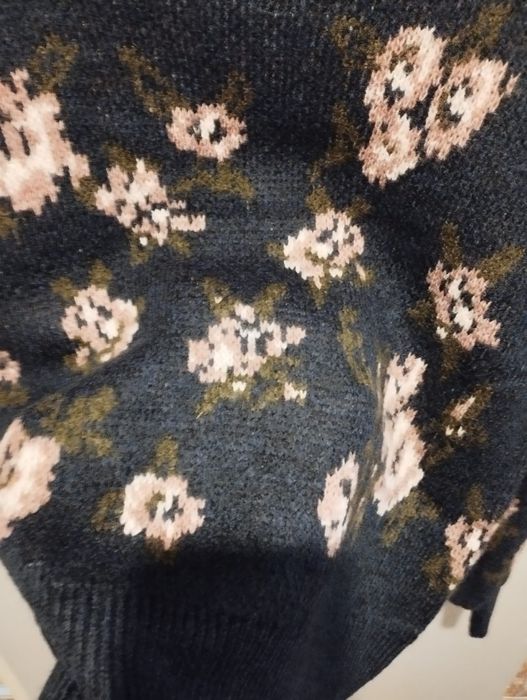 Sweter damski L Nowy Mohito