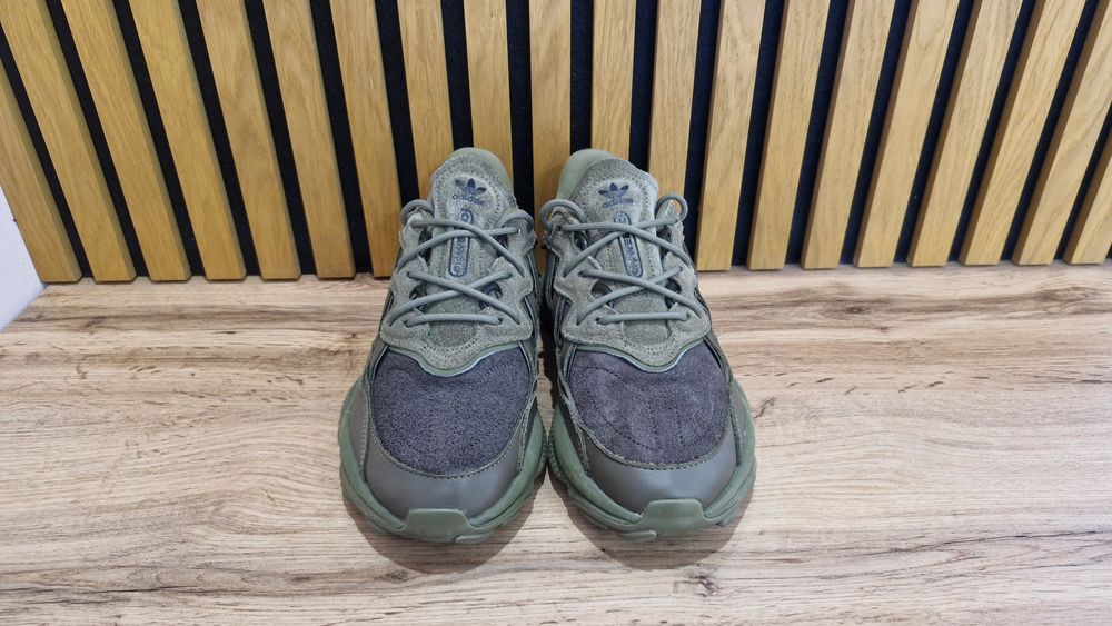 Кросівки Adidas Ozweego.Розмір 40.5