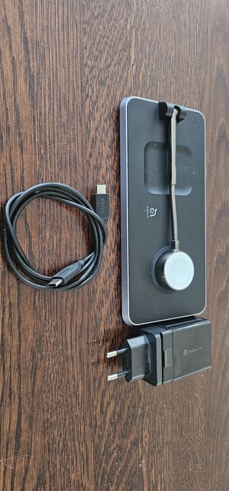 Ładowarka indukcyjną Adam Elements Omnia Q3 3w1