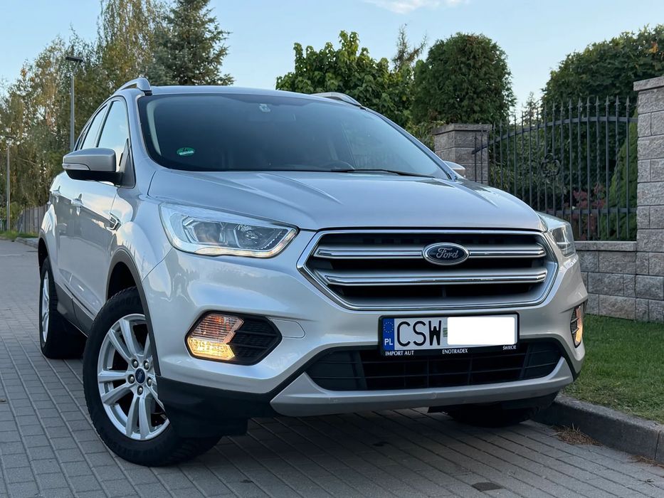 Ford Kuga 2019r. 1.5 benzyna benzyna manual EUROPA   Navi opłacony