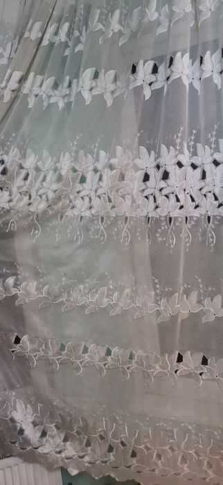 Шикарная белая тюль с вышивкой