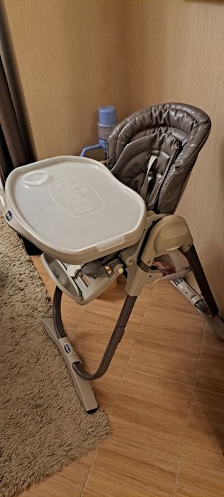Продам крісло для годування ( chicco)