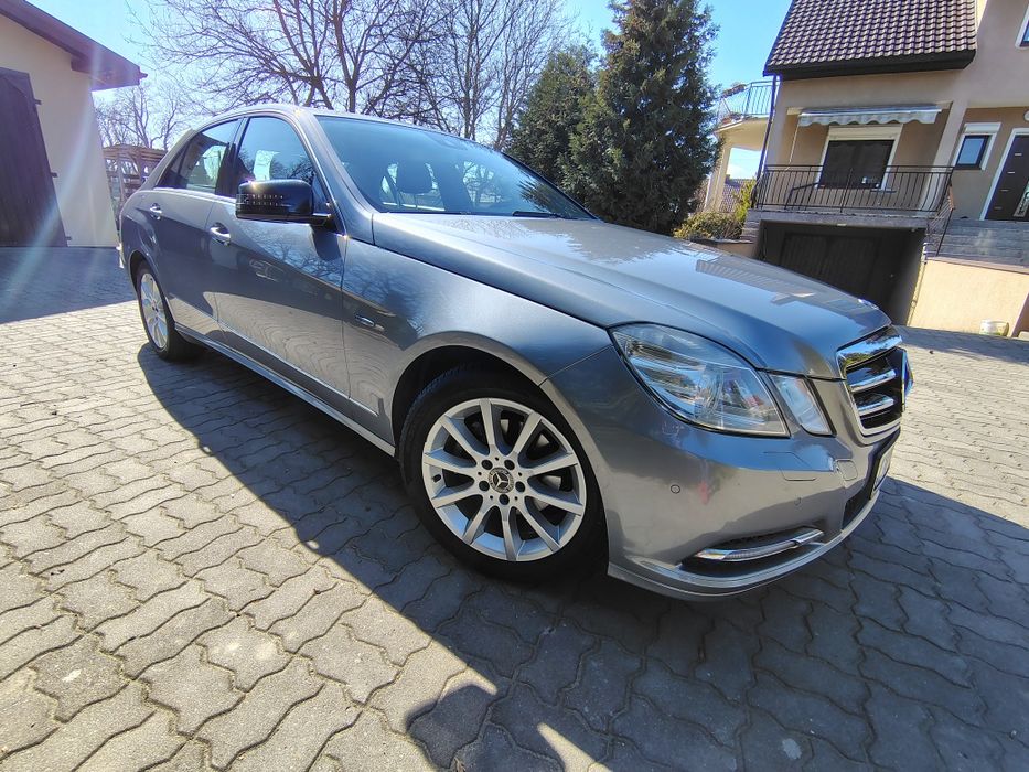 E220 Sedan W212 stan bardzo dobry
