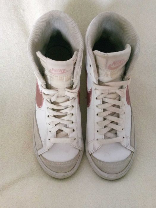 Oryginalne Sneakersy Młodzieżowe Nike Blazer Mid '77 r. 38 Białe