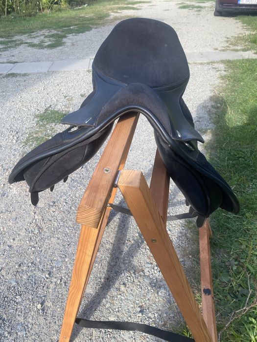 Siodło wszechstronne Thorowgood Pony 15 cali