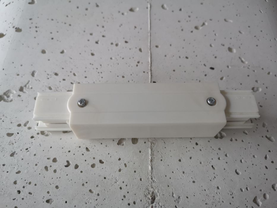 Łącznik do szyny natynkowej Maxlight
