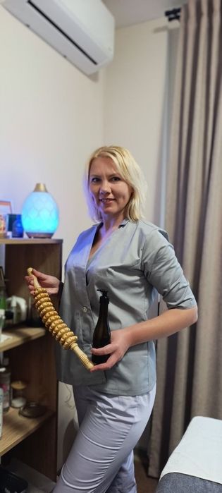 Масаж Оболонь біля метро Професійний масаж та косметологічні процедури