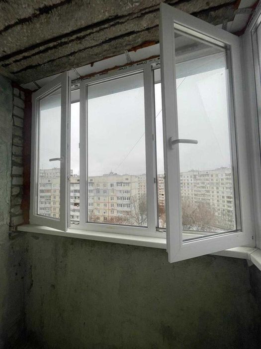 Продам 1 кв. 27 м.кв., Алексеевка, м."Победы",  лесная стор.