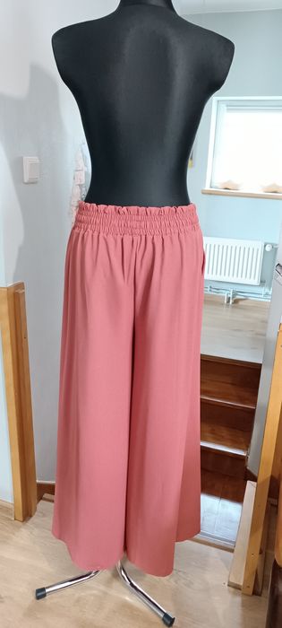 Damskie spodnie typu culotte z szerokimi nogawkami R. M-2XL Nowe