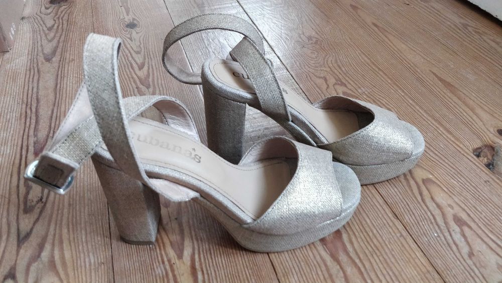 Sapatos de Mulher Cubanas