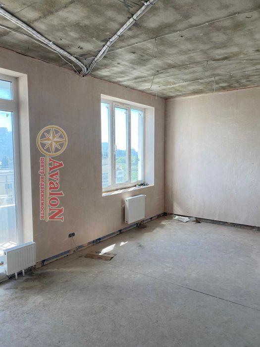 Продам 3 -х комнатную квартир  100 метров в ЖК 4 сезона