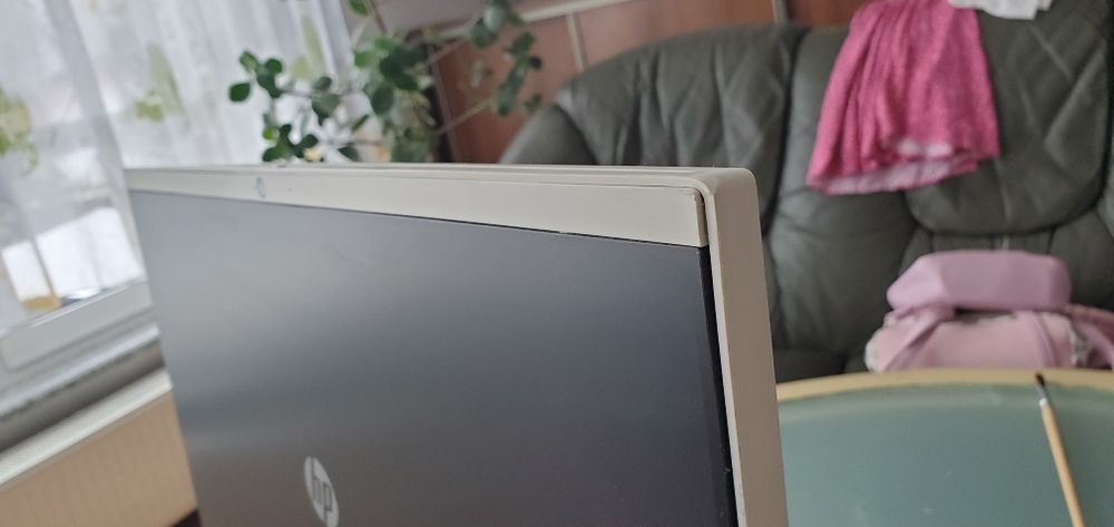 HP Aio 22 win 10 home